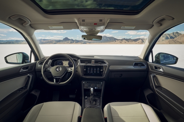 2021 Volkswagen Tiguan interior