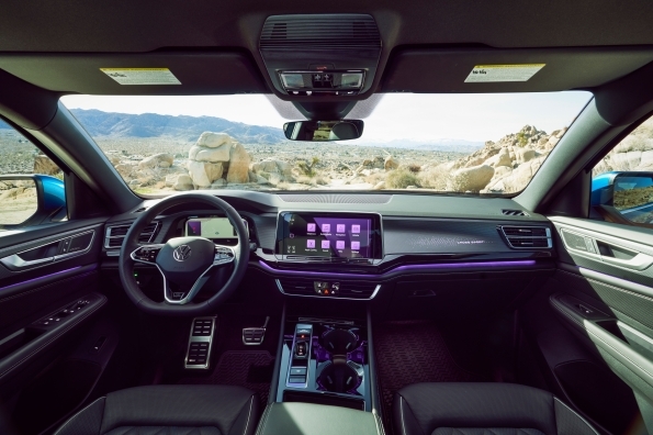 2024 Volkswagen Atlas and Atlas Cross Sport debut at the Chicago Auto Show  - Volkswagen US Media Site
