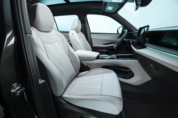 2027 Volkswagen Atlas interior
